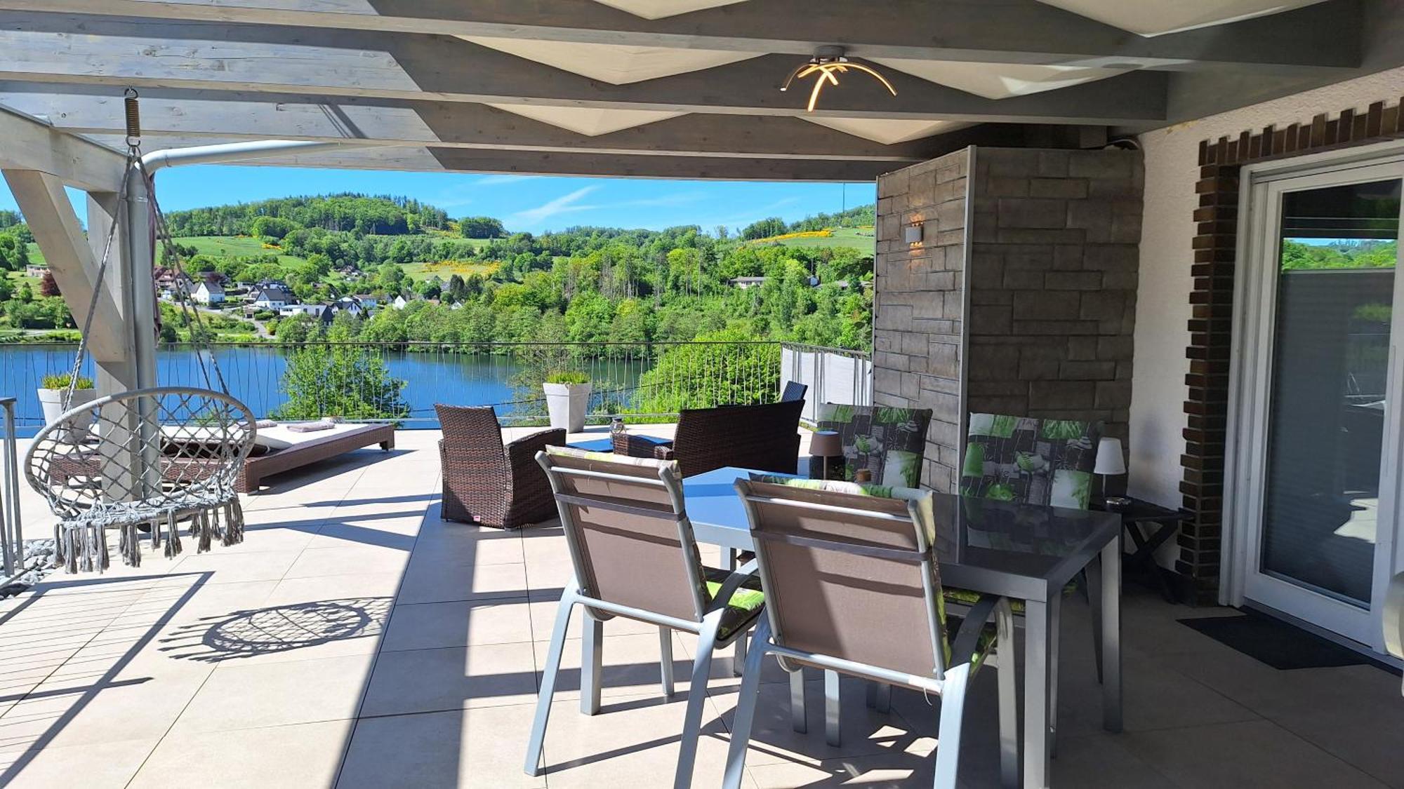 Seeblick-Ferienwohnung Im "Ferienhaus Agger-Blick" Mit Traumhafter Sonnen-Terrasse, Sauna, E-Kamin & Kajak Gummersbach Kültér fotó