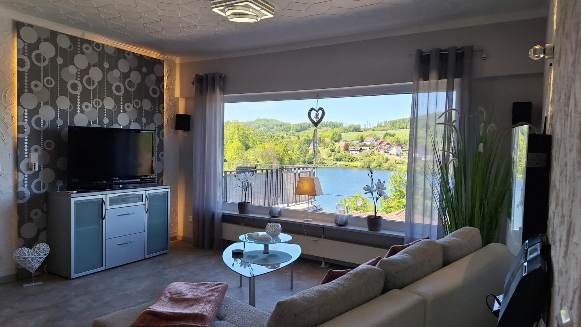 Seeblick-Ferienwohnung Im "Ferienhaus Agger-Blick" Mit Traumhafter Sonnen-Terrasse, Sauna, E-Kamin & Kajak Gummersbach Kültér fotó